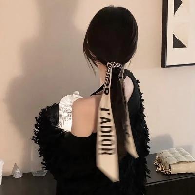 我想变成鸟,所以跳起来